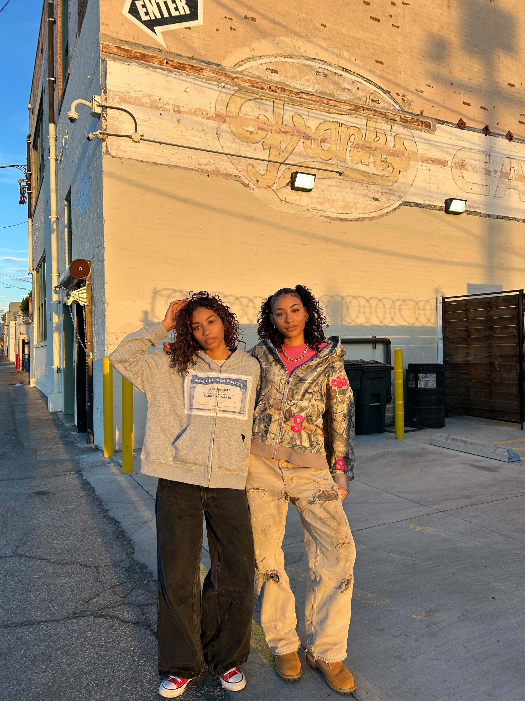 Grey Scam-Unlikely Zip-up