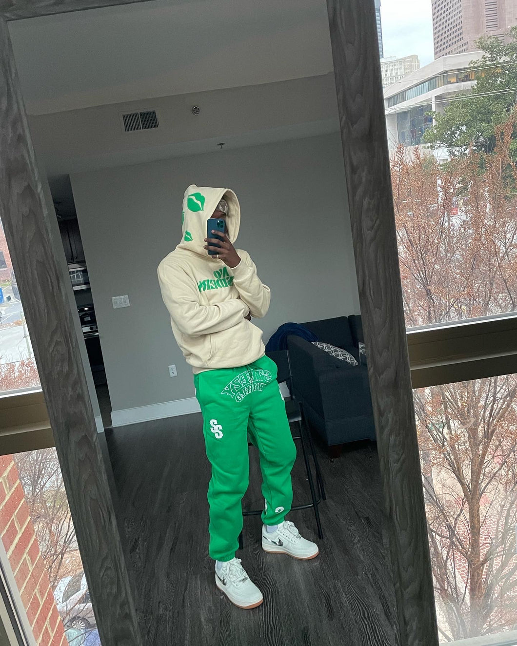 Cream No Outsiders Pullover hoodie